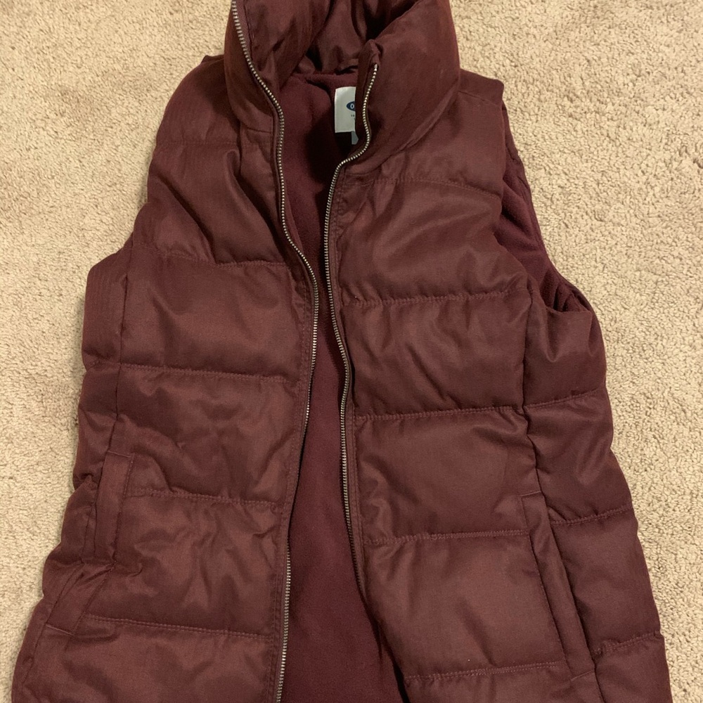 Old Navy Puffy Vest